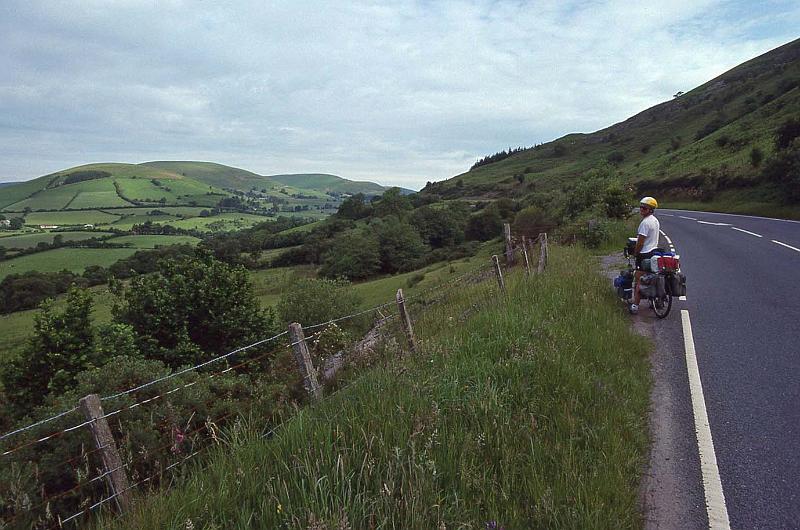 WT 2700 334-38 UK 1992-1.jpg